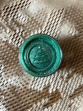 Load image into Gallery viewer, Christmas Playdough (7 colours)