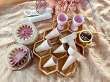 Load image into Gallery viewer, Ice Cream Shop - Double Scoop Kit