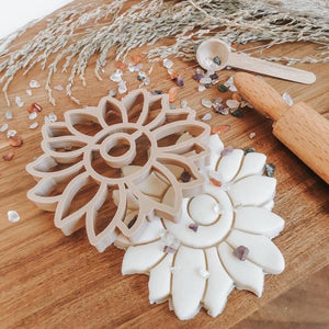 Sunflower Cutter