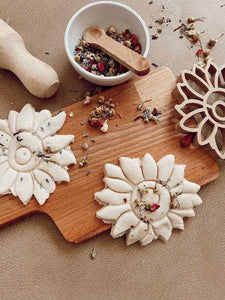 Sunflower Cutter