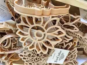 Sunflower Cutter